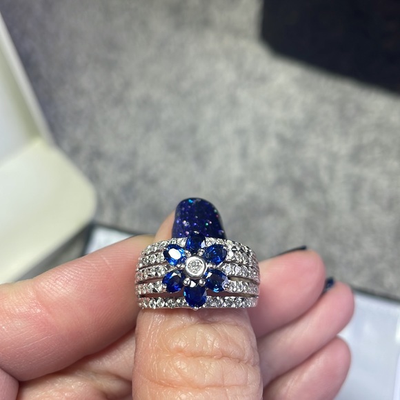 Worn once LeVian Sapphire and diamond ring - Picture 5 of 8